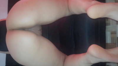 Hāʻawi koʻu makuahine iaʻu i kāna pussy i makana Kalikimaka